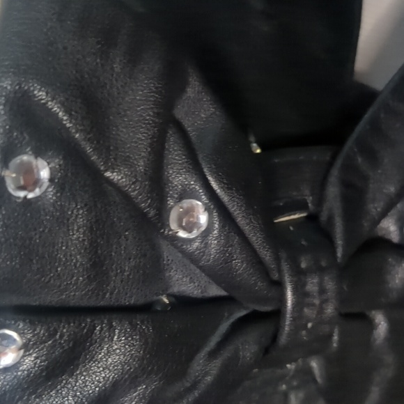 Vintage 80's leather bow rhinestone hook/eye closure wide lined belt - Picture 4 of 8